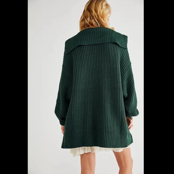 Free People Swim Too Deep Cardi in Deepest Spruce - Picture 3 of 10